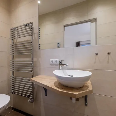 Appartementhaus Falke Und Adler Apartmán