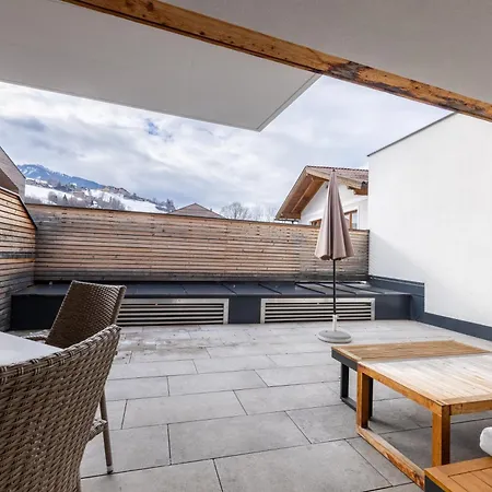 Appartementhaus Falke Und Adler Apartmán *