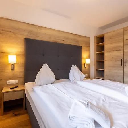 Appartementhaus Falke Und Adler Apartmán *